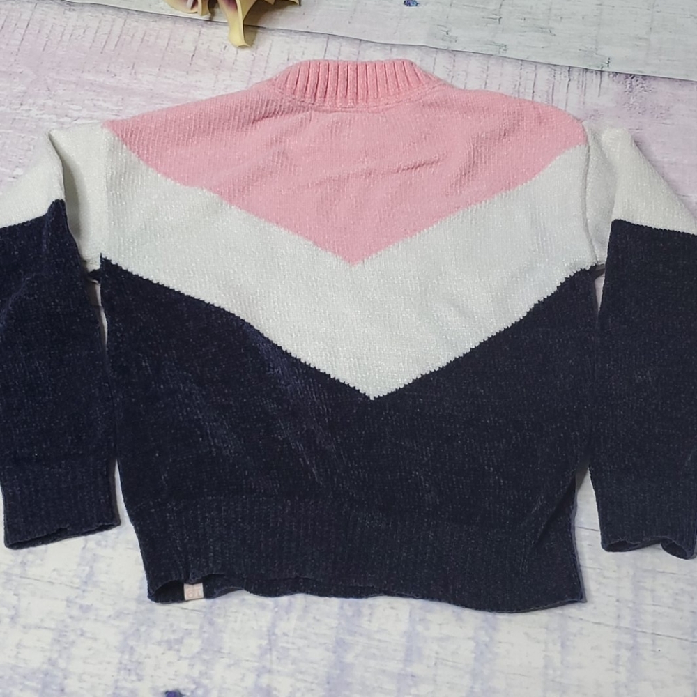 Sovereign Code Velvet Like Sweater - Picture 3 of 6